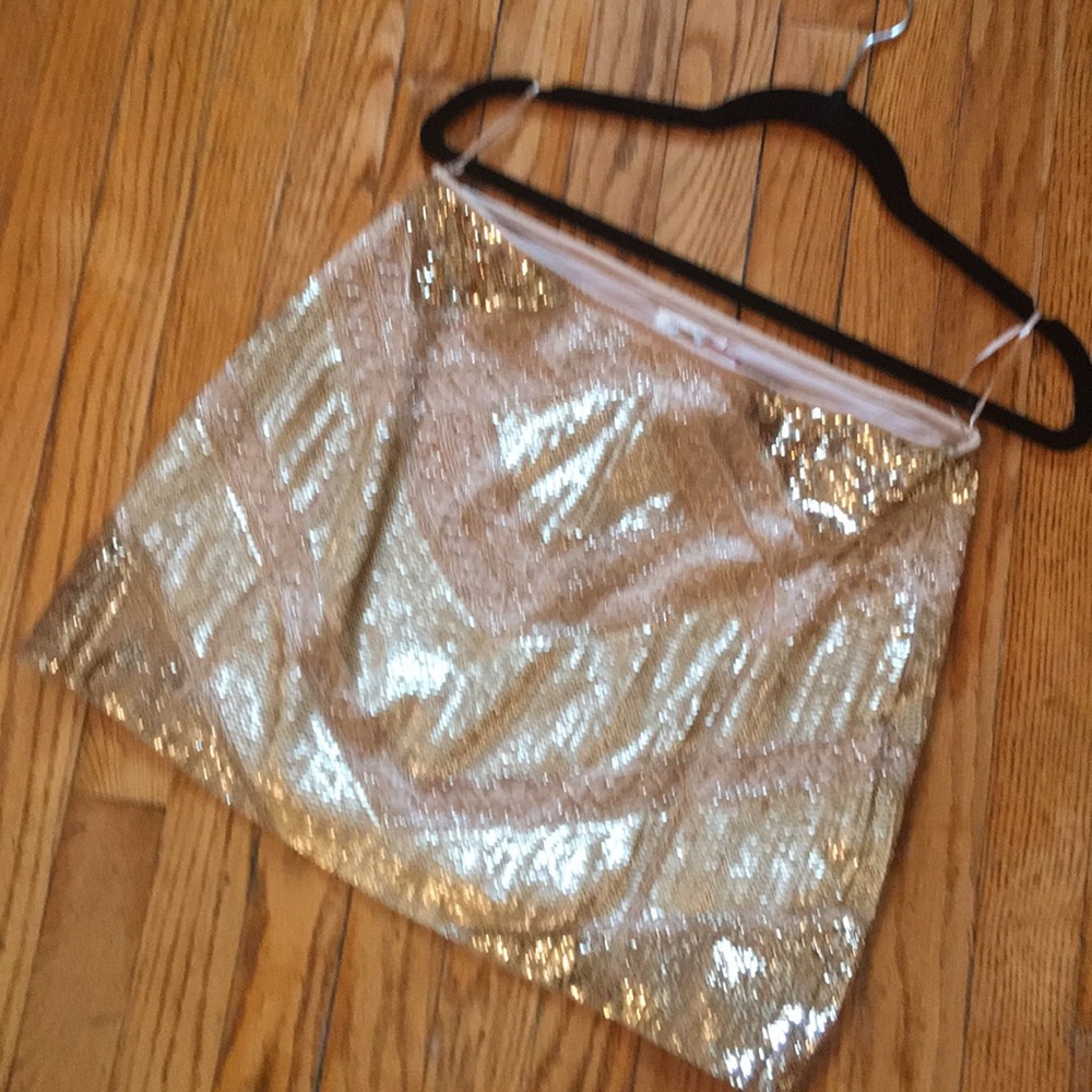Gold sequined detailed skirt